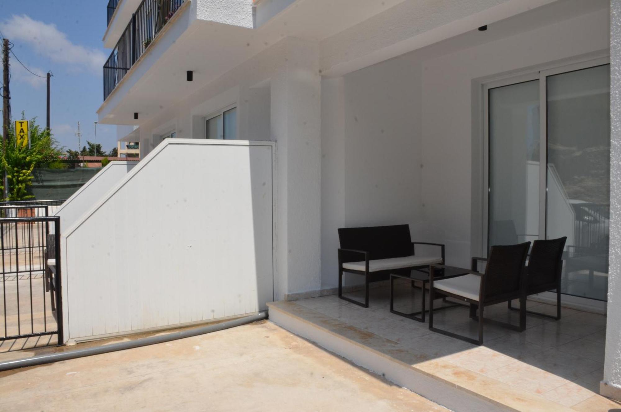 Laertis Apartments - By Imh Travel & Tours Πάφος Εξωτερικό φωτογραφία